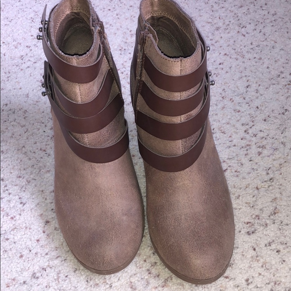 New material girl booties